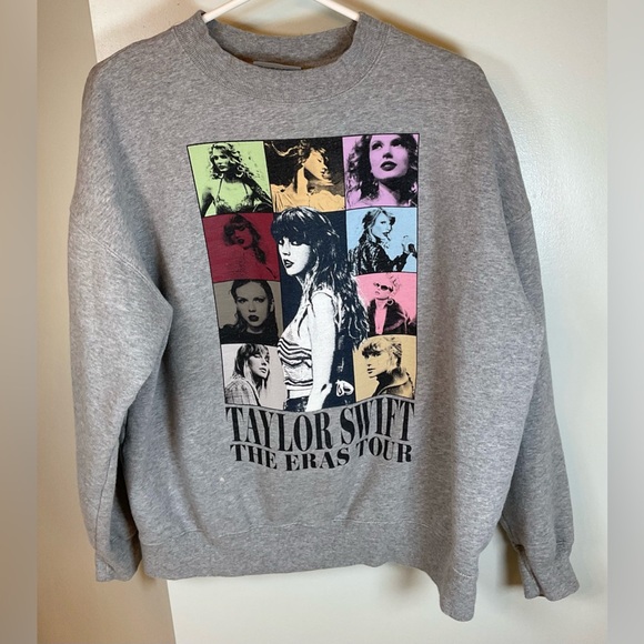 Taylor Swift Eras Tour Crewneck Sweatshirt, Gray, Women’s Medium - Picture 1 of 7